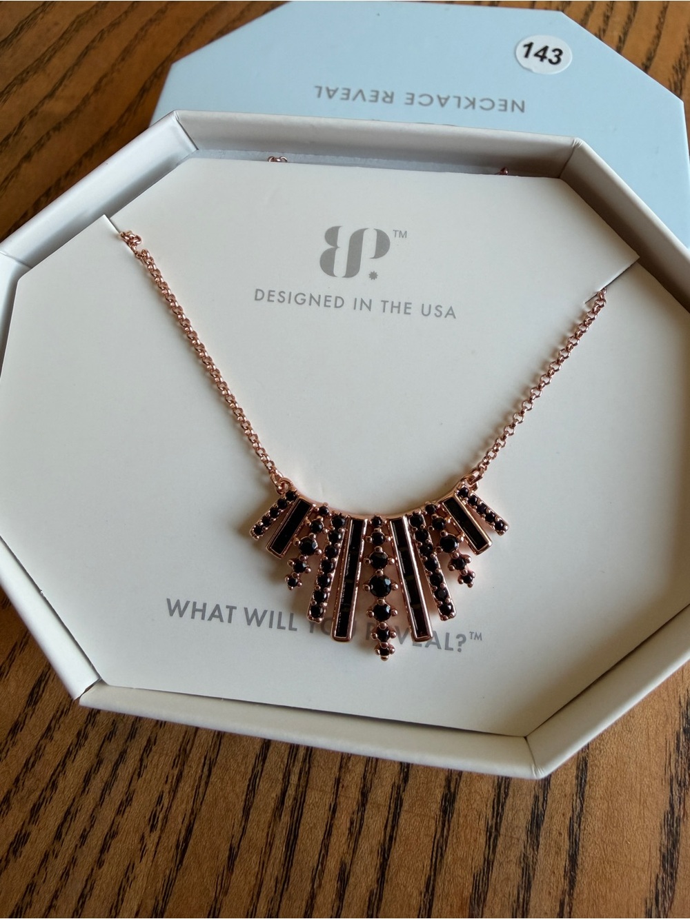 Elegant Rose Gold Fringe Necklace with Dark Accent Stones - Picture 2 of 2